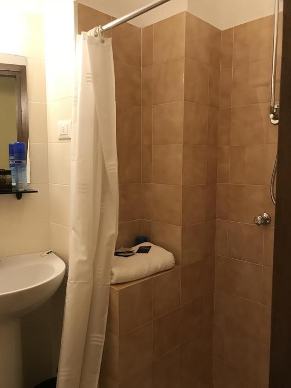 Albergo Meuble Olivi Toscolano Maderno Εξωτερικό φωτογραφία